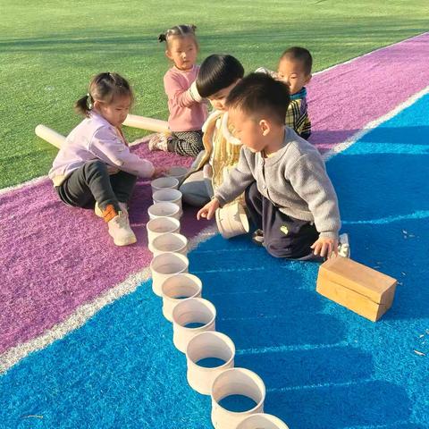 芽芽班户外自主游戏持续观察记录（2025.12）