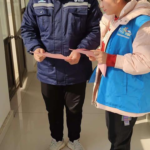 桑梓店街道石门孙村开展城乡居民医保政策宣传活动