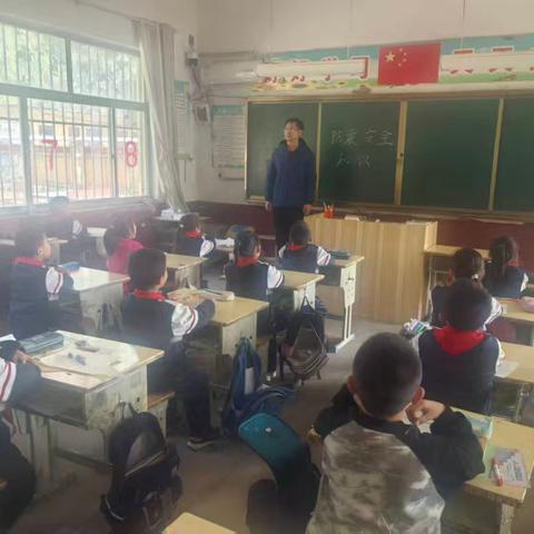 ‘‘童’’频共‘‘震’’，以演促安 ——梁水镇拐里王小学小学防震演练活动