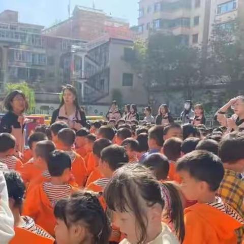 21级高职学前六班幼儿园见习报道