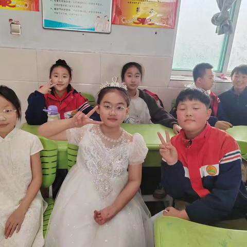 五（1）班元旦活动纪实