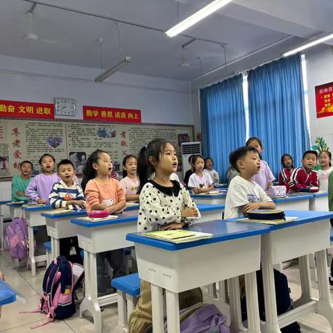 时间飞逝，一年级的教育生活要结束啦