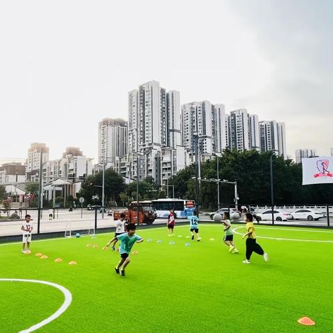 绿荫少年、“足”够精彩