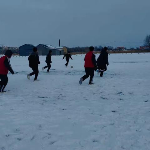 靠自己，才是人生最硬的底气