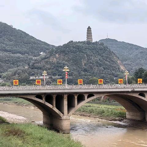 空军延安机场老领导回延安，为延安巨变感慨万千