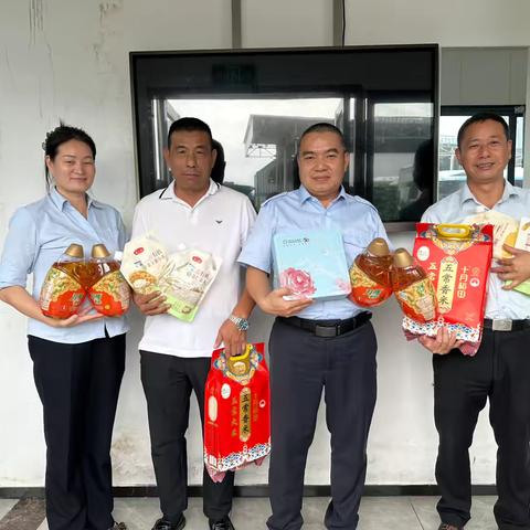中秋送温情，关怀暖人心
