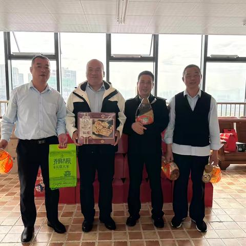 二公司工会为民治车队发放春节大礼包