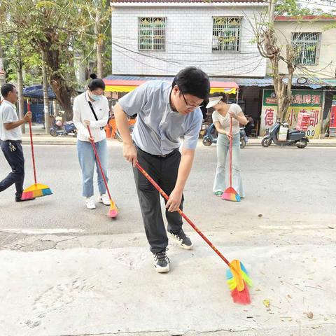 区政协前往包点村居开展“周末大扫除”活动