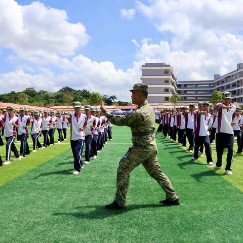 淬火成钢志，汗水铸锋芒 ——灵山县第三中学2025年军训特辑