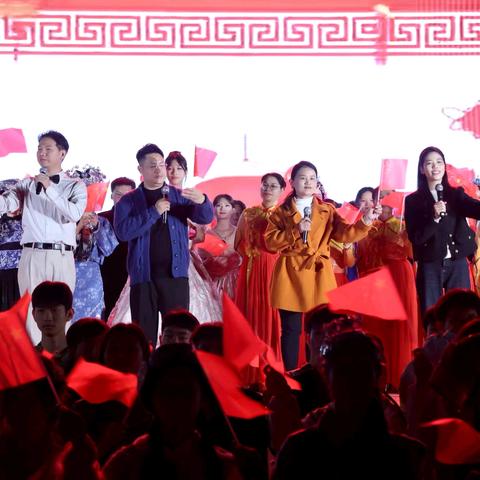 破晓新程 逐光而行 ——灵山县第三中学第二届艺术节文艺晚会圆满结束