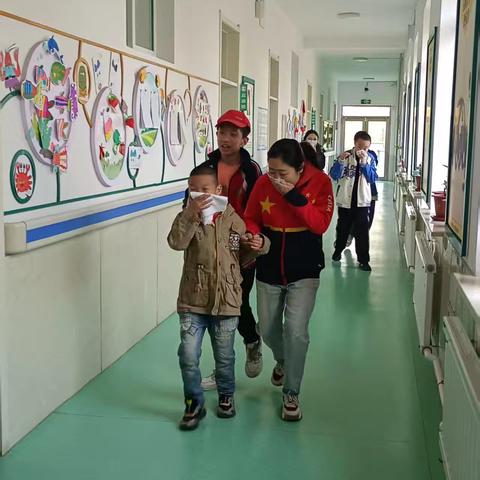 强化消防意识 提升应急能力————育文学校消防演练
