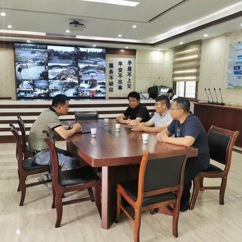 区党工委委员、管委会副主任杨英明莅临鸿渐调研指导网格化社会治理