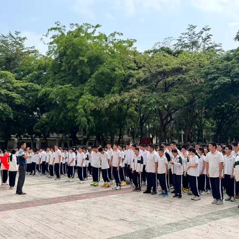 弘扬五四精神，青春挺膺担当——记三亚市崖州区保港中学共青团员入团仪式活动纪实