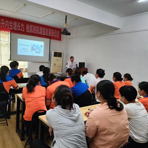 嘉鱼店《夏季食品安全管控要点》培训图片