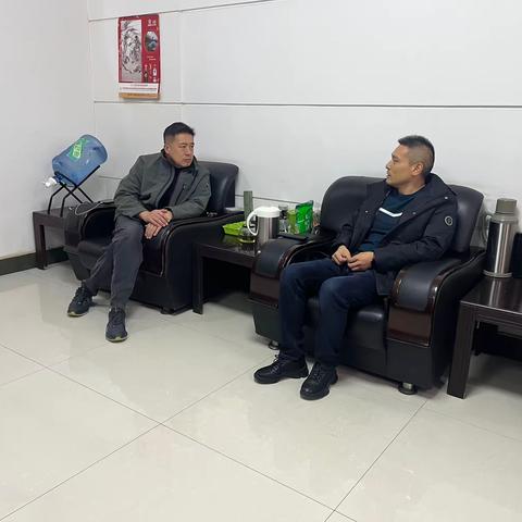 禁燃禁放护安宁 平安温暖过大年----包挂干部到金牛社区督导检查烟花爆竹禁放工作