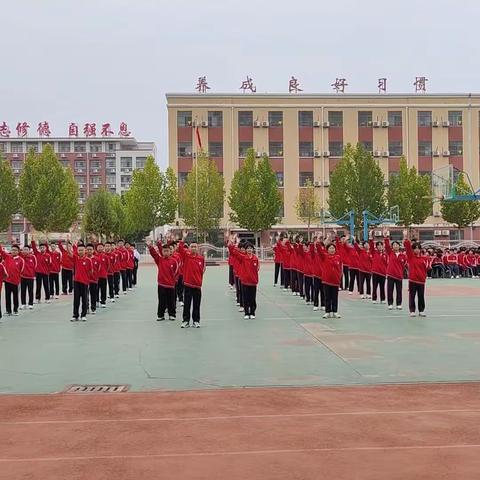 郓城鸿德学校初二年级“会操比赛”