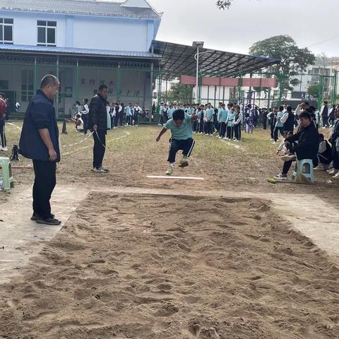 景洪市第二中学第十四届田径运动会精彩瞬间