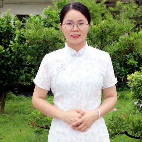 以德润教，向美而行 —— 陆川县珊罗镇中心学校师德标兵风采