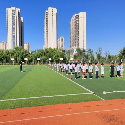 【实中小学部•互学课堂】精彩体育课 引领共成长 —— 丰县实验中学小学部体育组骨干教师示范课