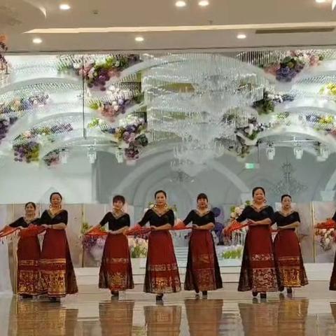 乐龄颂歌.情暖盛夏