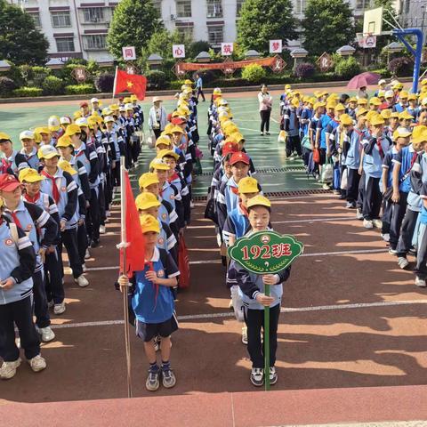 大自然里做研学，田野劳动知识大丰收   ——民族小学五年级192班玫瑰园研学活动