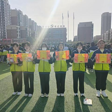 增强防灾减灾意识 提升防灾减灾能力---八年级八班第14周周报