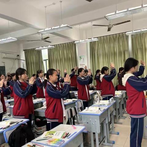 向快乐出发：西南大学临高实验中学大课间韵律操纪实