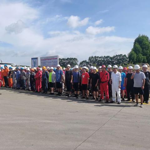 安全生产，警钟长鸣 -暨总队坞修船舶参加中联船务公司“安全生产月”演练活动纪实