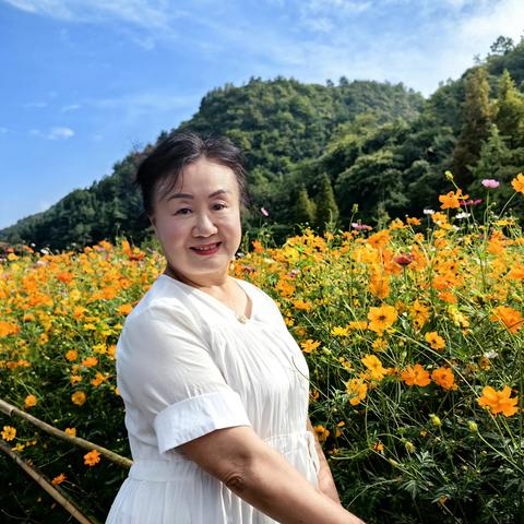 花溪十里河滩花海半日游，开心快乐度周末。🌺🌺🌺🌼🌼🌼🌸🌸🌸