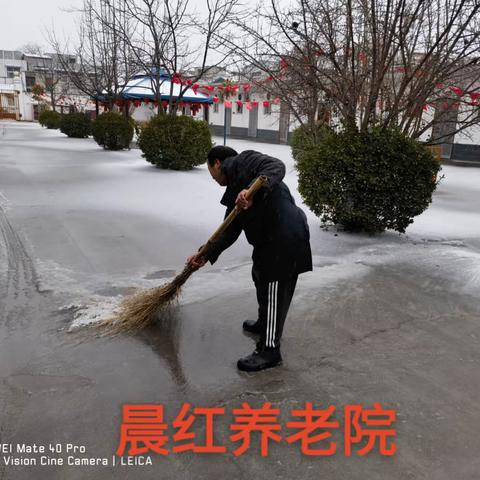 抗冰雪，保民生！雪中最美身影