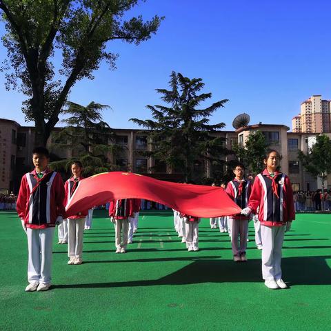 童心向阳  温暖生长——开封市马市街小学开展心理健康日主题教育活动