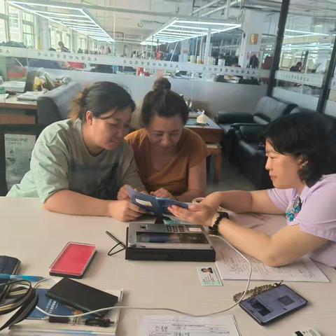 【农行湾里支行】走街入企传金融安全新知，守护您的钱袋子