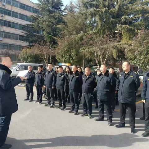 岗位坚守 ——城管人的春节