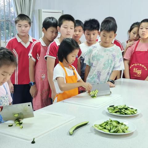 塑特色少年宫  绘多彩少年梦 ——灵宝市尹庄镇实验小学