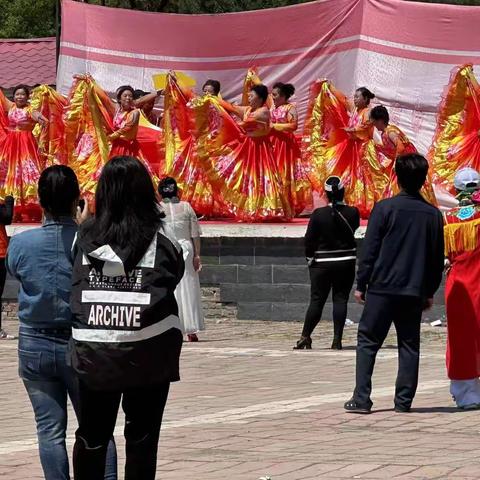 西集镇社区文艺汇演