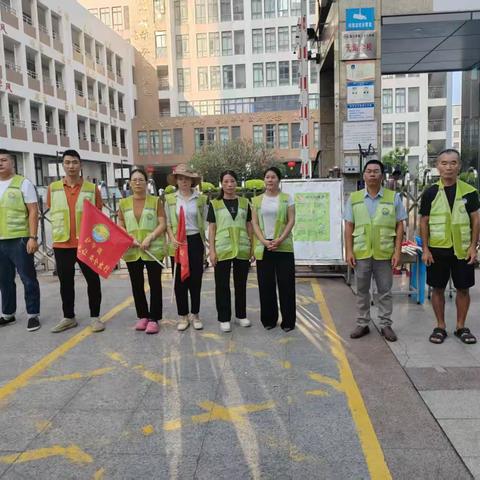 家长护学岗：用爱守护上学路——记湛江市第二十八中学六（2）班家长用心护学篇