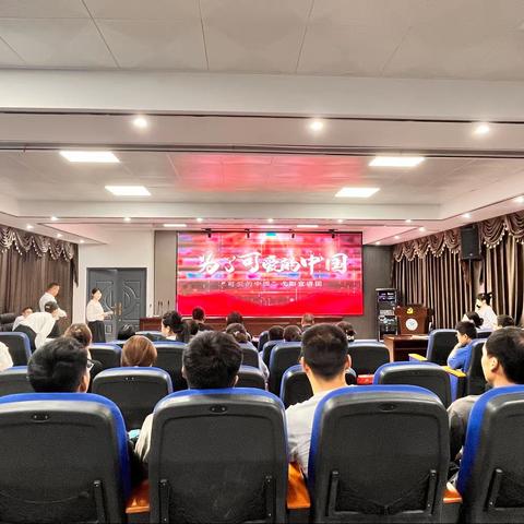 红色宣讲映初心，革命精神永传承—“可爱的中国”弋阳宣讲团走进朱坑镇