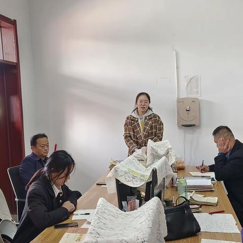 鉴往知来 再接再厉—坞墙镇中心小学语文组期中考试分析会