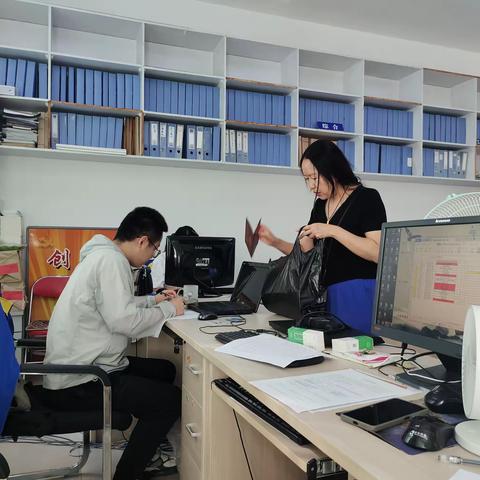 银河社区开展取暖费补贴工作