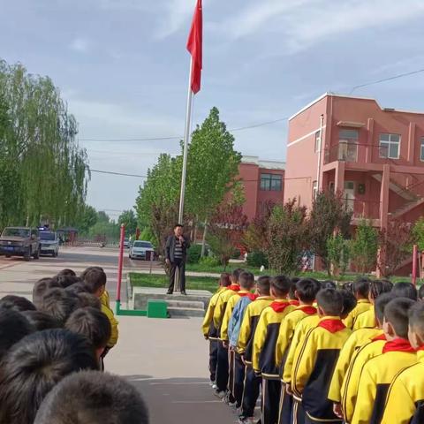 书香润心灵  阅读促成长——东辛店镇万粮张小学整本书阅读活动