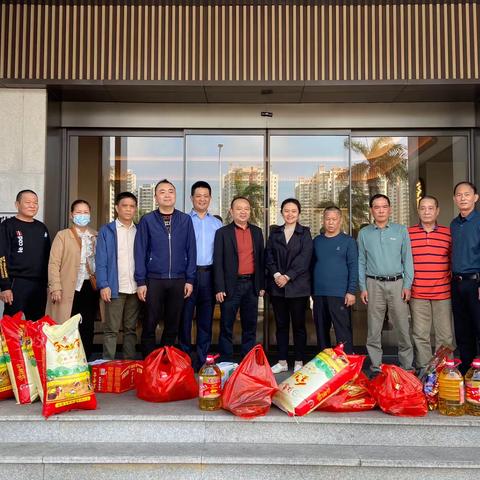 新春送温暖，关怀暖人心——博爱街道联合辖区爱心企业开展春节走访慰问困难党员、群众活动