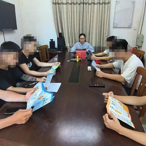 多文司法所面向期社区矫正对象开展禁毒教育暨节前教育活动