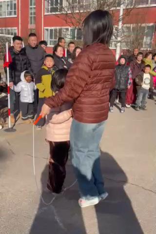 一起上场，喜迎新春 ‍——孟封小学亲子趣味运动会纪实