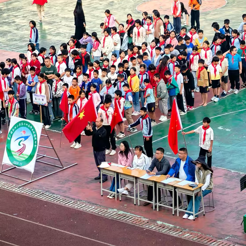 运动点燃激情 艺术充满校园———鹿寨县寨沙镇长田小学第14届师生田径运动会暨校园文化体育艺术节