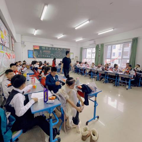 通辽市实验小学三年四班元旦联欢会