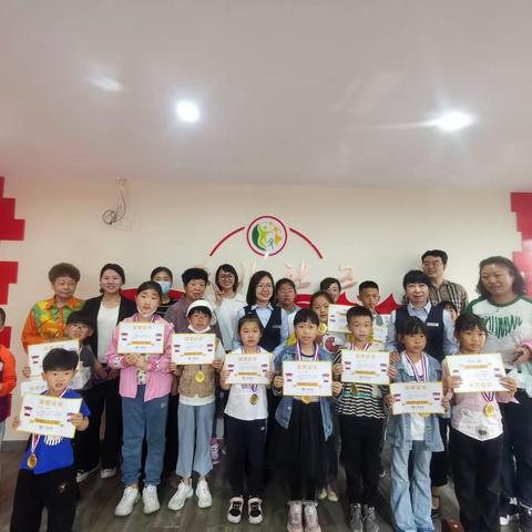 路北社区新时代文明实践站举办“小小银行家”—— 儿童节职业体验活动