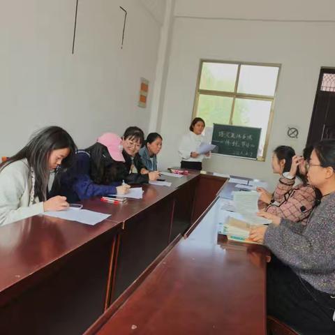 学传统文化，讲传统故事——记东明集镇中心小学二年级下册第三单元《传统节日》集体备课活动