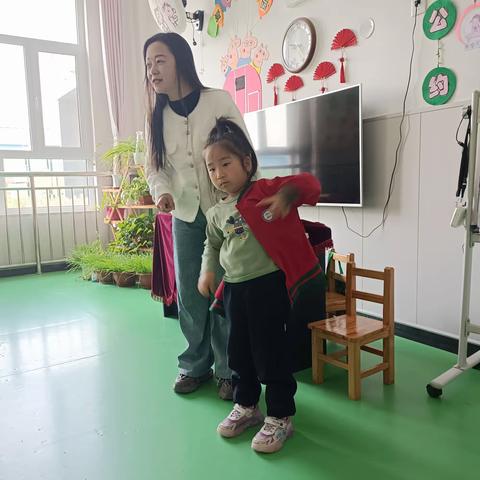 穿衣服  叠衣服大比拼---捷地乡贾庄子幼儿园习惯养成活动纪实