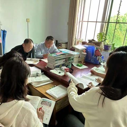 有“备”无患，为“教”筹谋——平邑实验小学二年级数学组第六单元集体备课活动