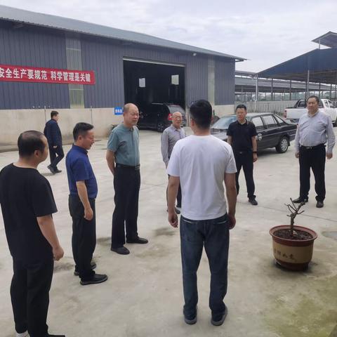 西安市农业农村局检查我区春季重大动物疫病防控工作